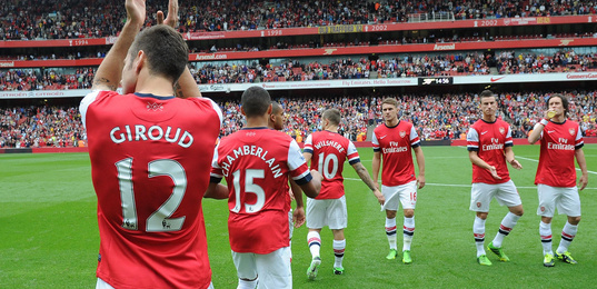 斯帕莱蒂与孔蒂的意甲逆转：那不勒斯击败尤文图斯，迎接新时代