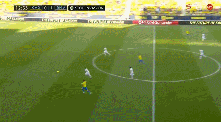 拿到50冠再退役，梅西已经是历史第一人了吗？