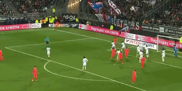 “苏超”决赛进行在即，人民海军泰州舰、南通舰为主队加油（“苏超”决赛在即，人民海军泰州舰、南通舰为主队助威）