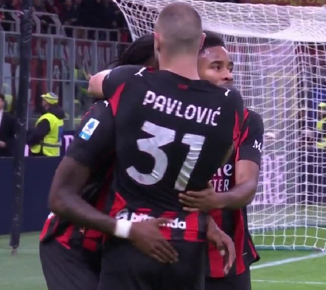 加比亚：赛季最后阶段也会做到最好，这件球衣就是这么要求的（加比亚：赛季冲刺仍全力以赴，这件球衣要求我们做到最好）