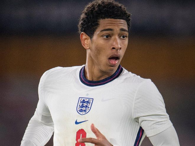 不到24岁！杰伦·约翰逊成为历史上砍下20+15+15最年轻前锋（未满24岁！杰伦·约翰逊成史上最年轻完成20+15+15的前锋）