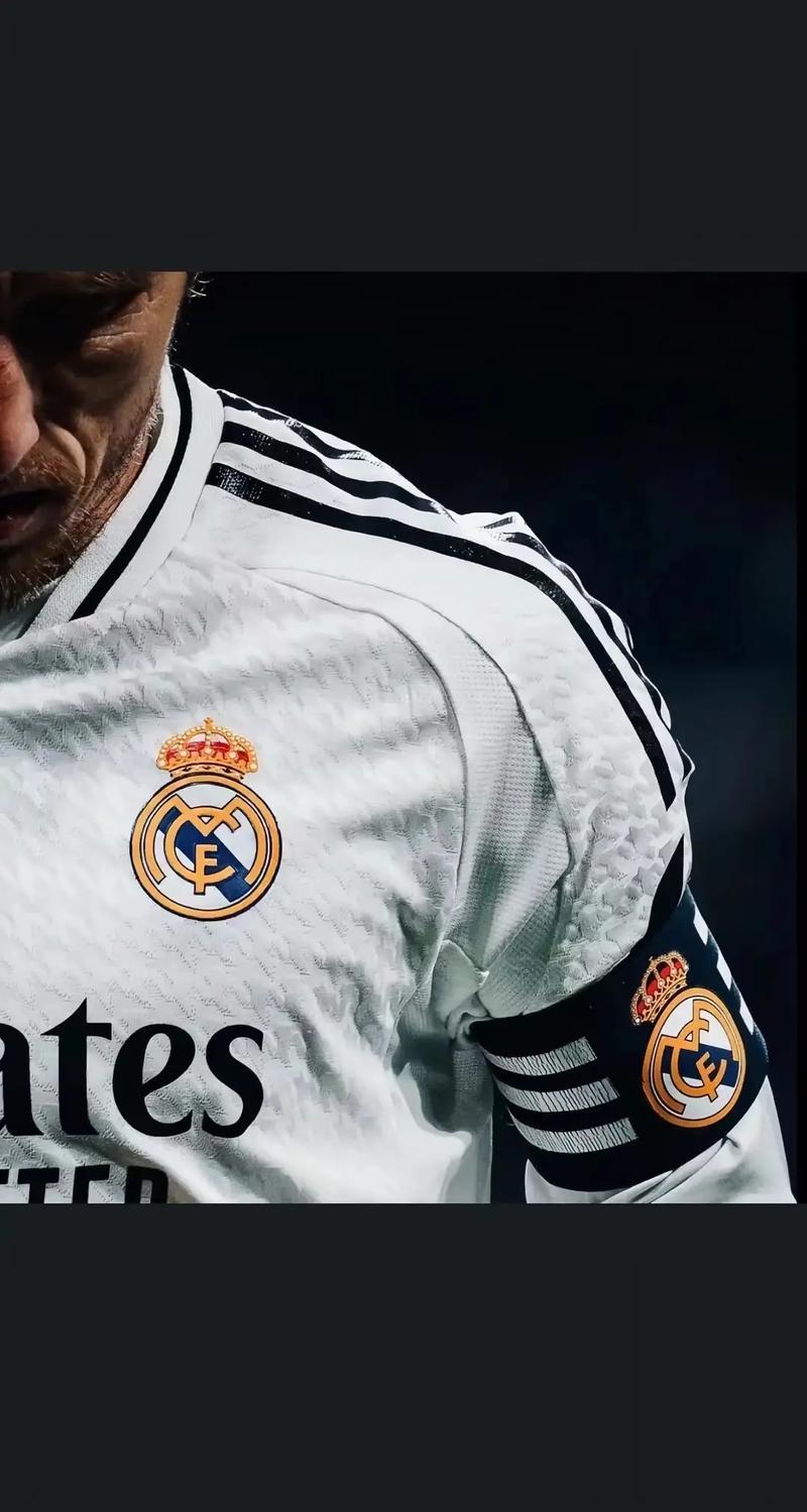 2.53米，麦克托米奈创下倒钩射门脚尖高度新的世界纪录（2.53米！麦克托米奈倒钩脚尖高度刷新世界纪录）