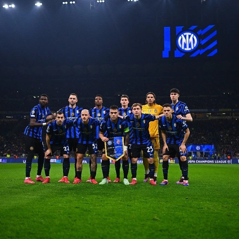 米体：莱奥两个儿子将观看米兰德比，这是他们第一次现场观赛（米体：莱奥两子将首次现场观战米兰德比）