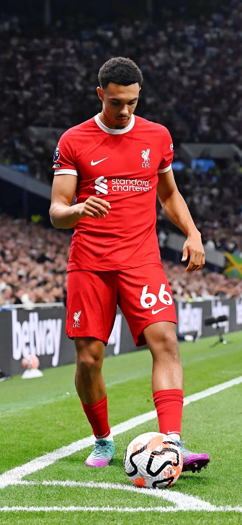 欧洲区世预赛K组大结局：英格兰出线，阿尔巴尼亚参加附加赛（欧洲世预赛K组收官：英格兰晋级正赛，阿尔巴尼亚挺进附加赛）