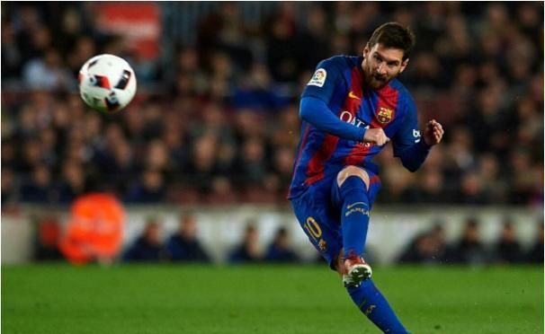 伊格莱西亚斯西甲对巴萨已打入5球，仅次于他对赫罗纳的6球（伊格莱西亚斯西甲对阵巴萨已进5球，仅逊于他面对赫罗纳的6球）