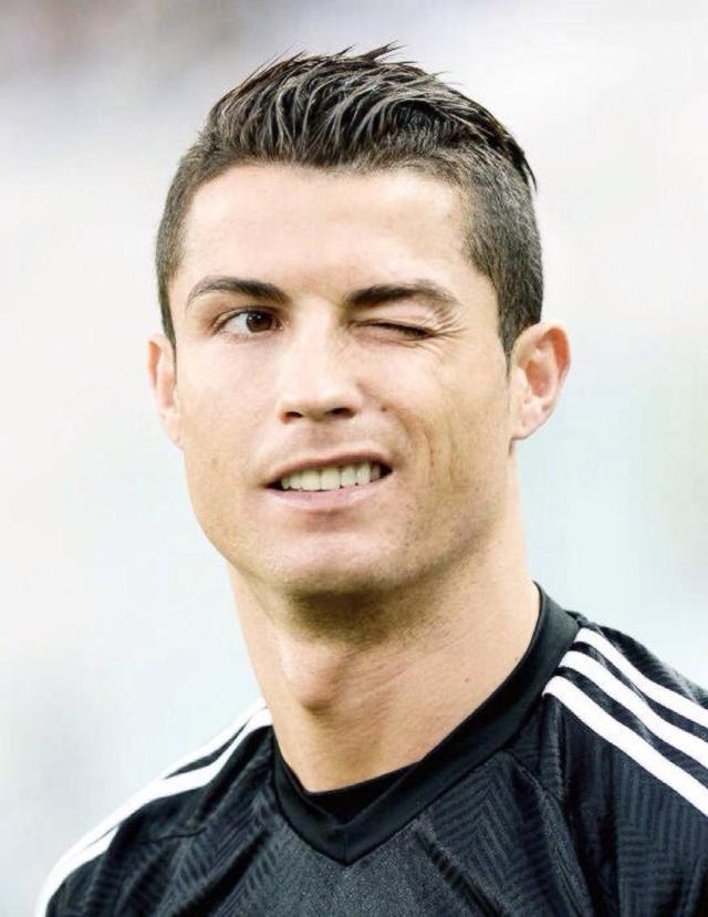 足球市场：如果出现1亿欧报价，尤文可能会考虑出售伊尔迪兹（若收到1亿欧报价，尤文或考虑出售伊尔迪兹）