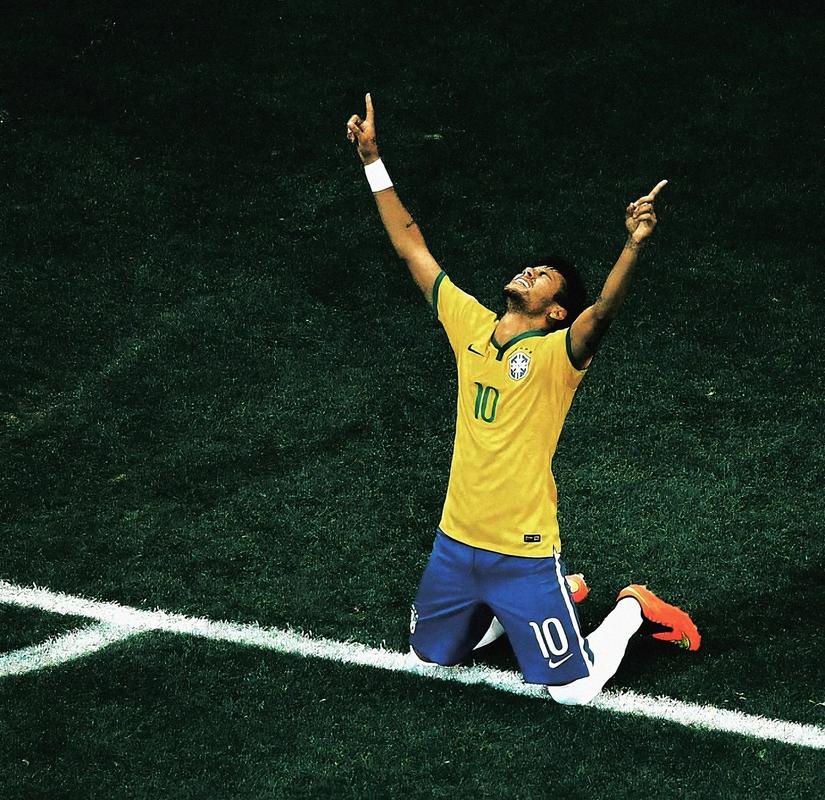 英媒：意甲俱乐部在关注拉斯金，热刺和狼队也对其感兴趣（英媒：多支意甲队追逐拉斯金，热刺与狼队亦有意）