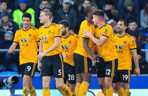 英超战报：曼联2-1战胜埃弗顿,（英超快讯：曼联2比1力克埃弗顿）